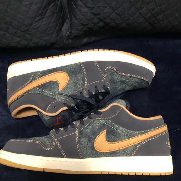 Nike Air Jordan 1 Low SE Denim - MENS Size 12.5 - NEW WITH BOX! - Picture 7 of 9